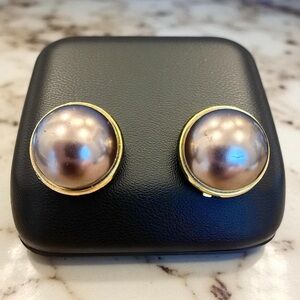 Vintage Smokey Gray Faux Imitation Button Pearl Clip On Earrings Gold Tone